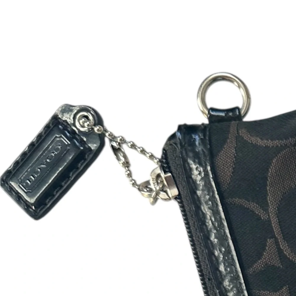 Coach elegant wristlet